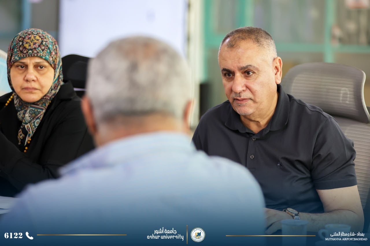 رئيس مجلس أمناء جامعة آشور يتابع استقبال الطلبة في اليوم الأخير للتسجيل