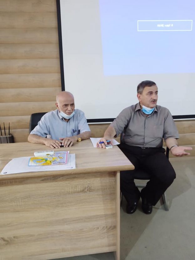 السيد معاون العميد للشؤون العلمية يلتقي طلبة قسم تقنيات المختبرات الطبية