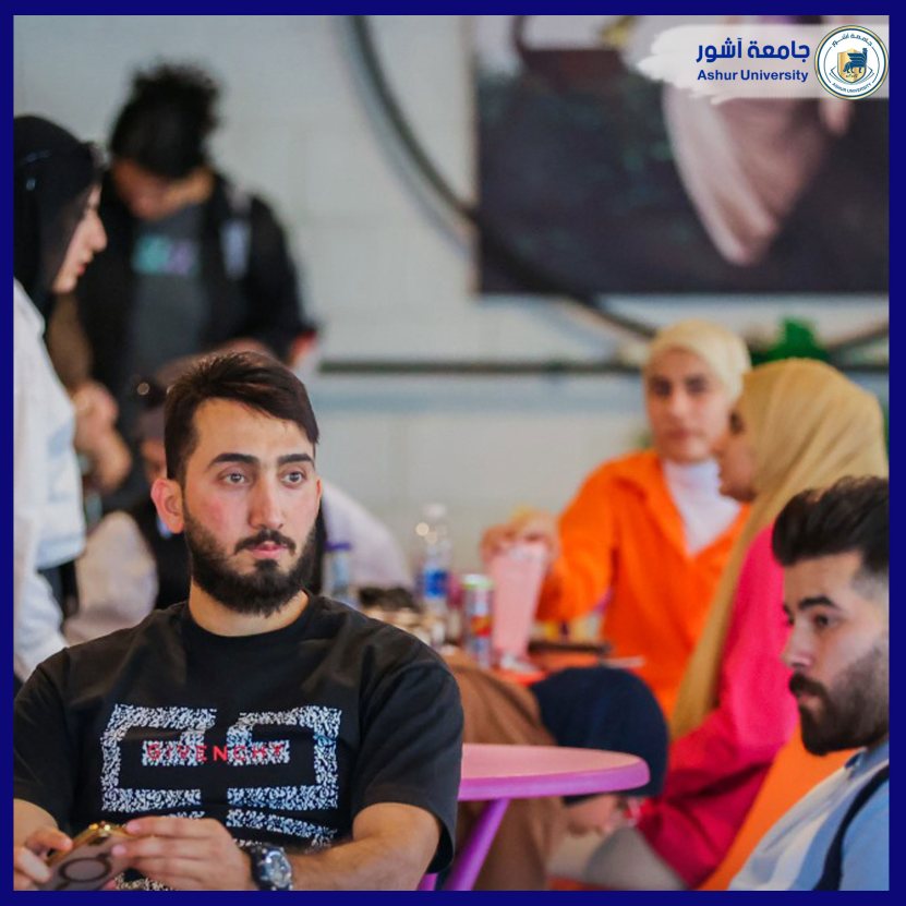 استراحة طلبتنا الاعزاء في كافتريا جامعة آشــــــــــــور