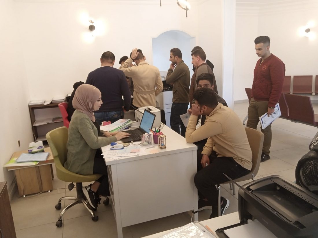 استمرار التسجيل في كلية آشور الجامعة