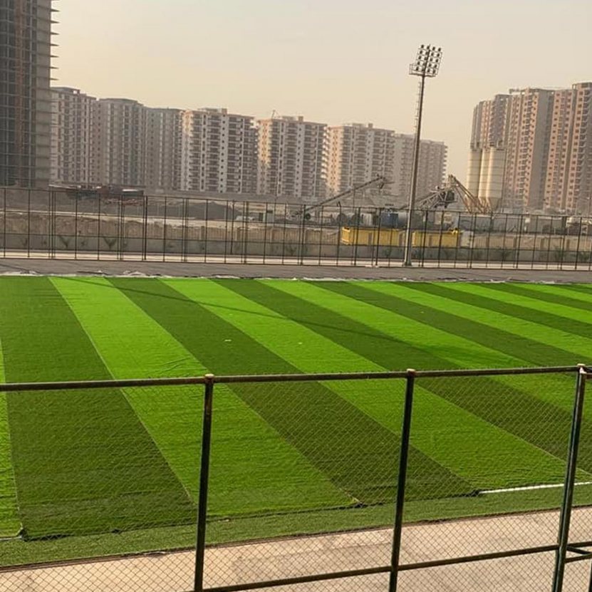 مبروك لطلبة قسم التربية البدنية وعلوم الرياضة إكمال الملاعب