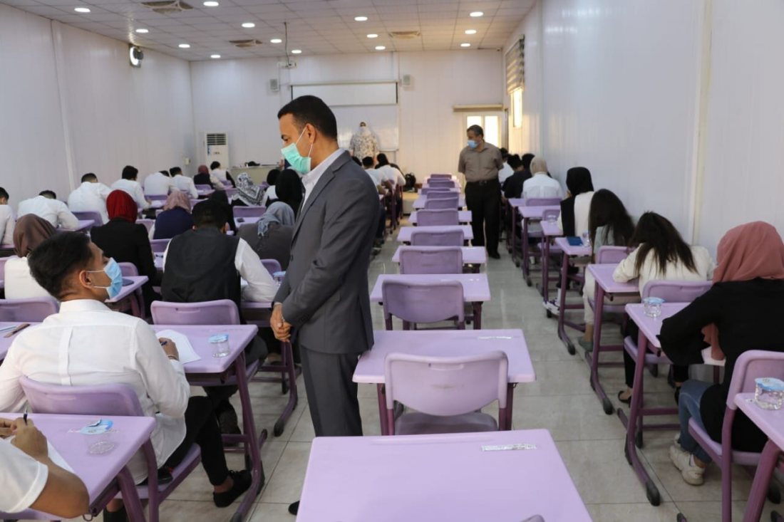 الامتحانات العملية لطلبة كلية اشور
