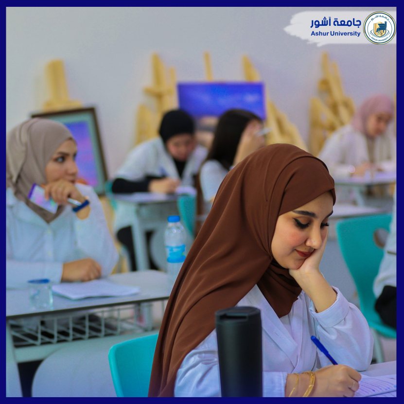 كليــــة الفنون الجميلة