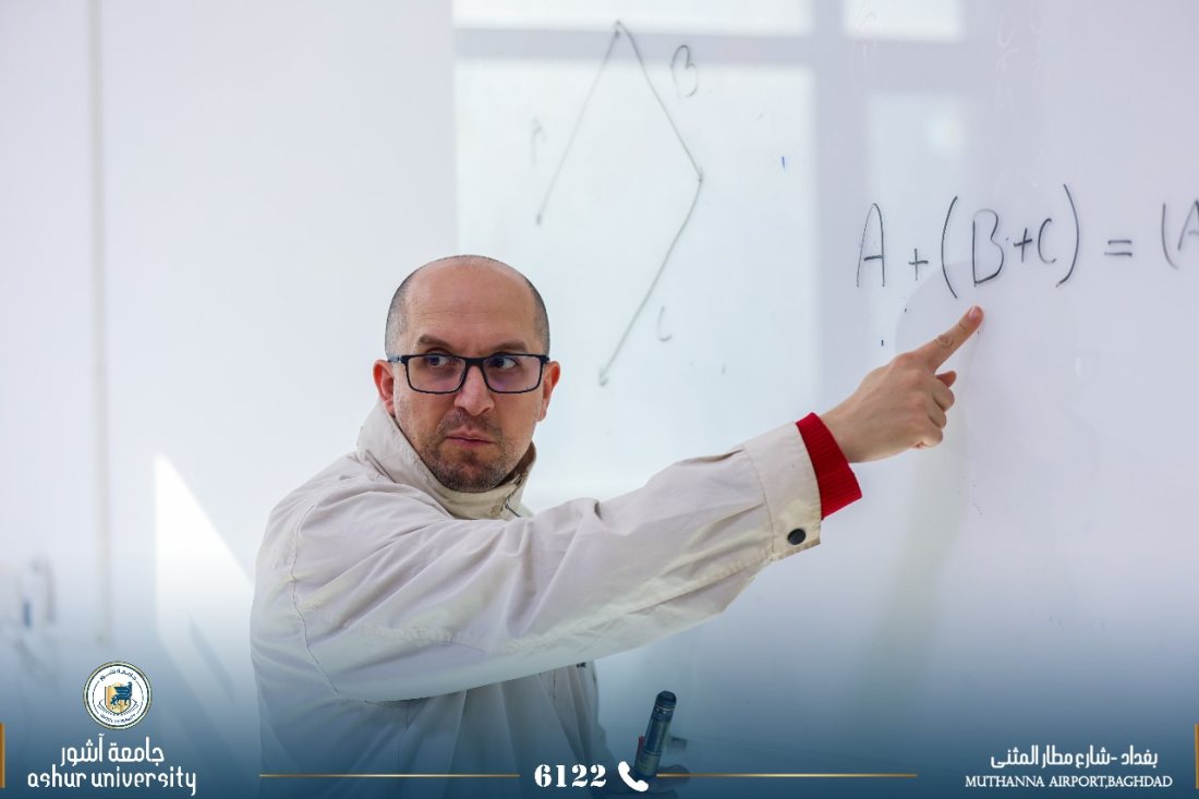 تواجد طلبتنا الاعزاء في محاضرات كليه الهندسة