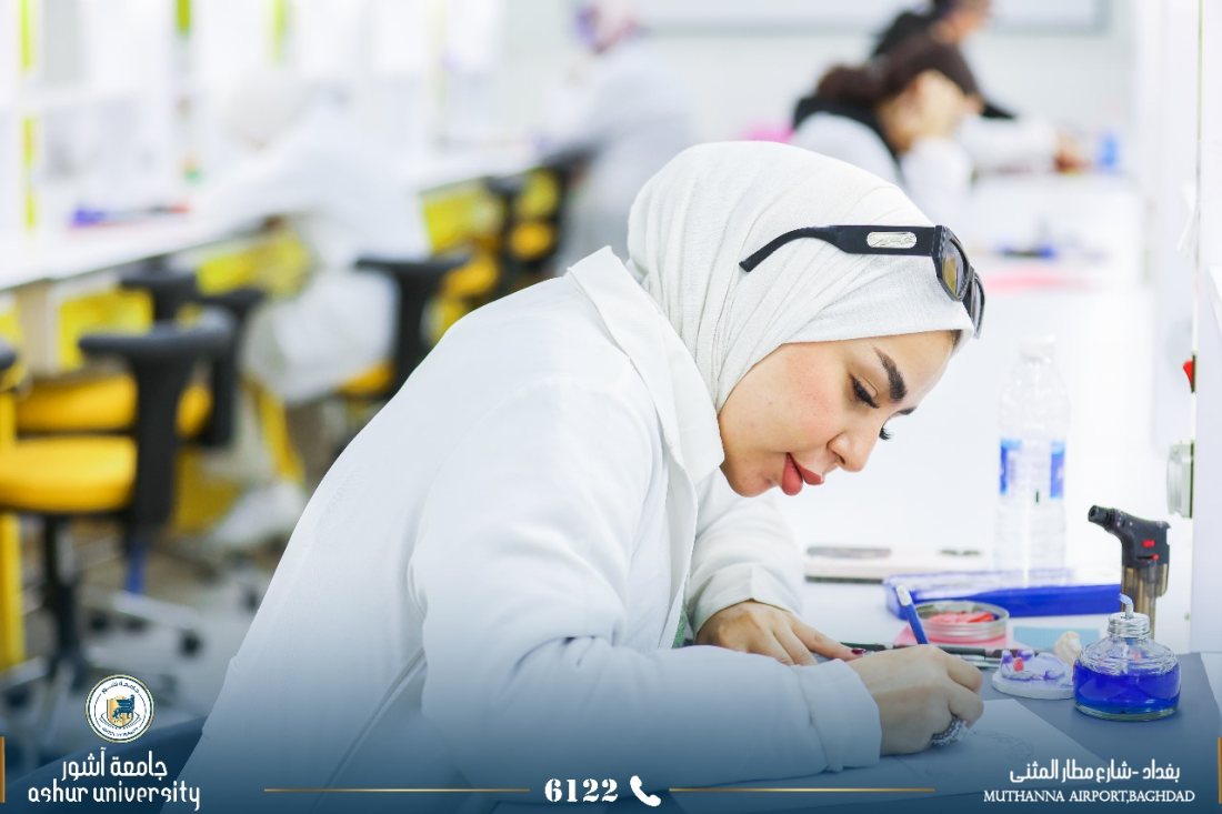 امتحانات طلبة الكلية الطبية والصحية